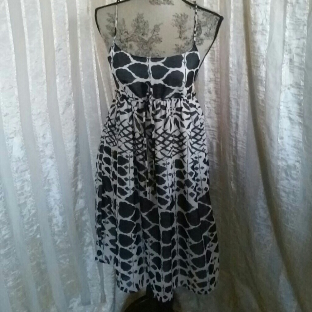 Theme Women's Dress